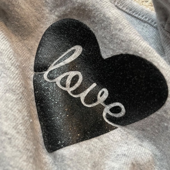 Carter's girls size 6 months tank top onesie black glitter heart love - Picture 3 of 5